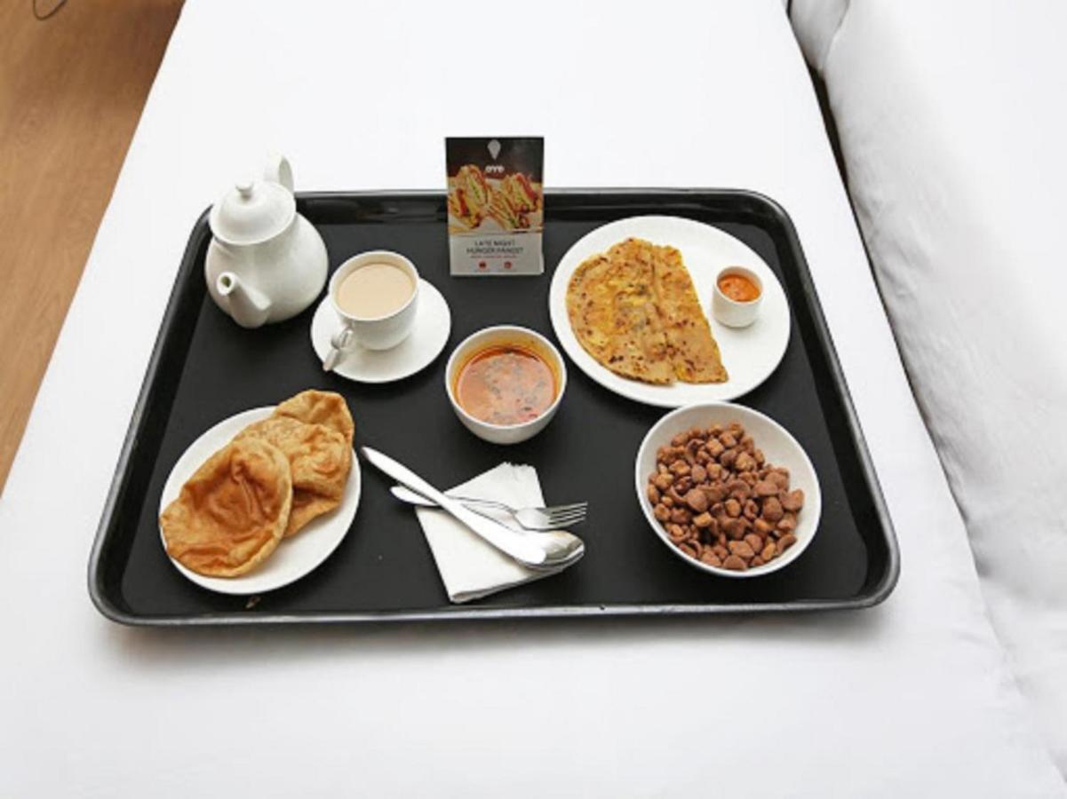 Oyo 49672 Hotel Galaxy Murádábád Kültér fotó